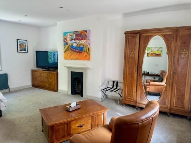 סקארבורו The Chapel House Hotel מראה חיצוני תמונה